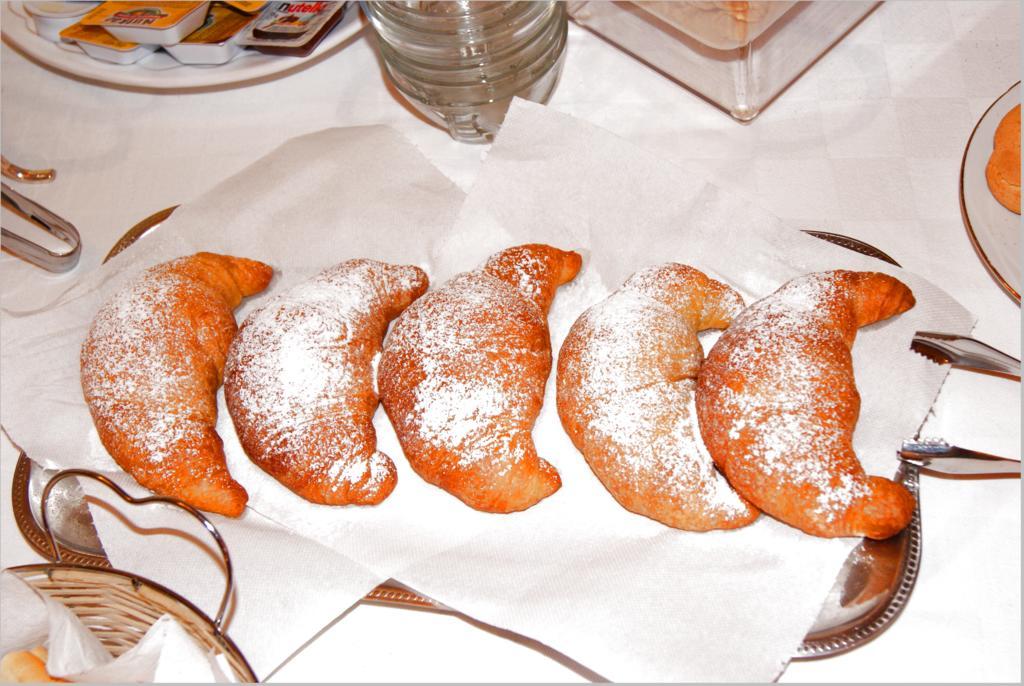 مبيت وإفطار كابوتيرا Gentarrubia المظهر الخارجي الصورة