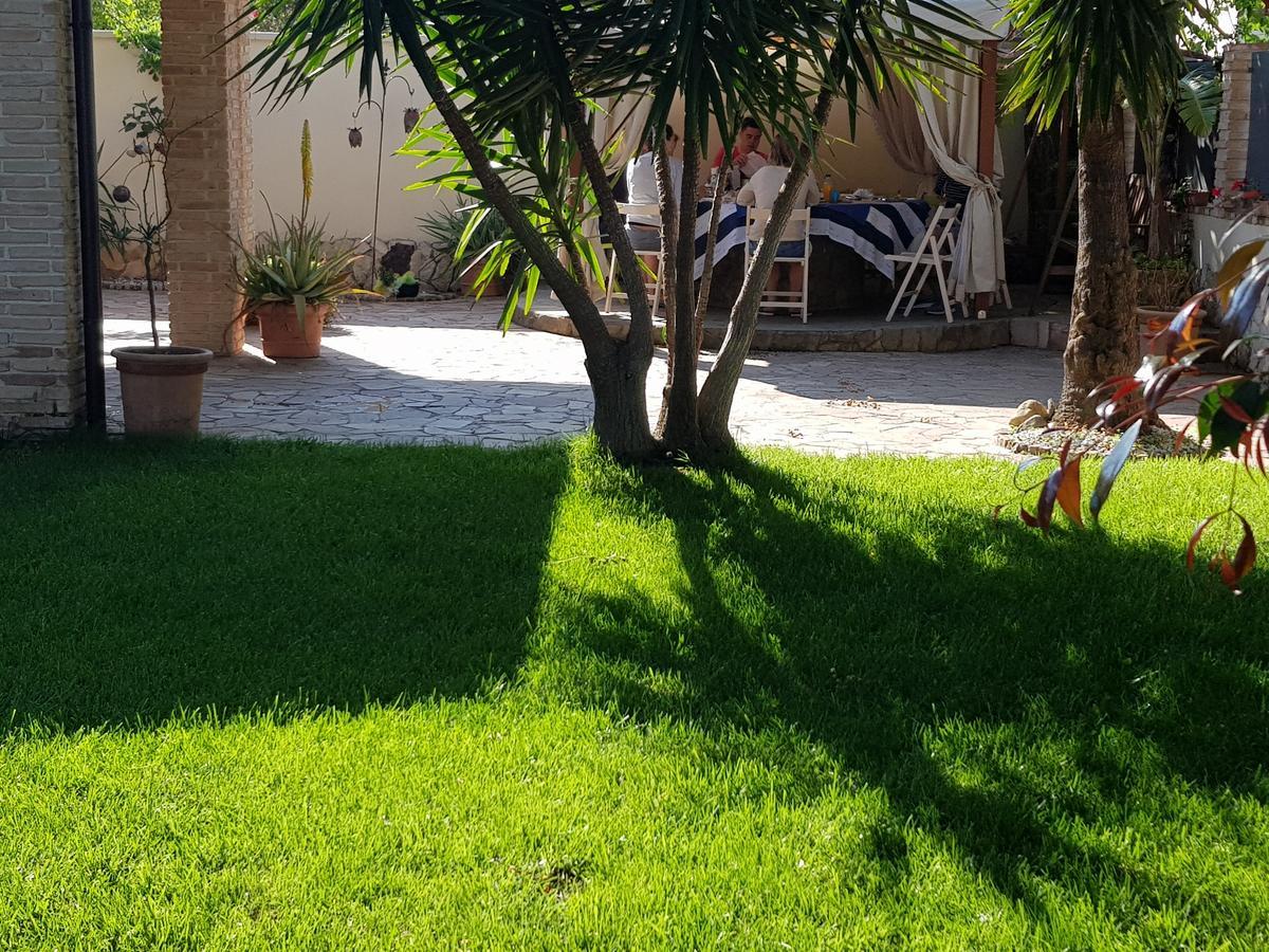 مبيت وإفطار كابوتيرا Gentarrubia المظهر الخارجي الصورة